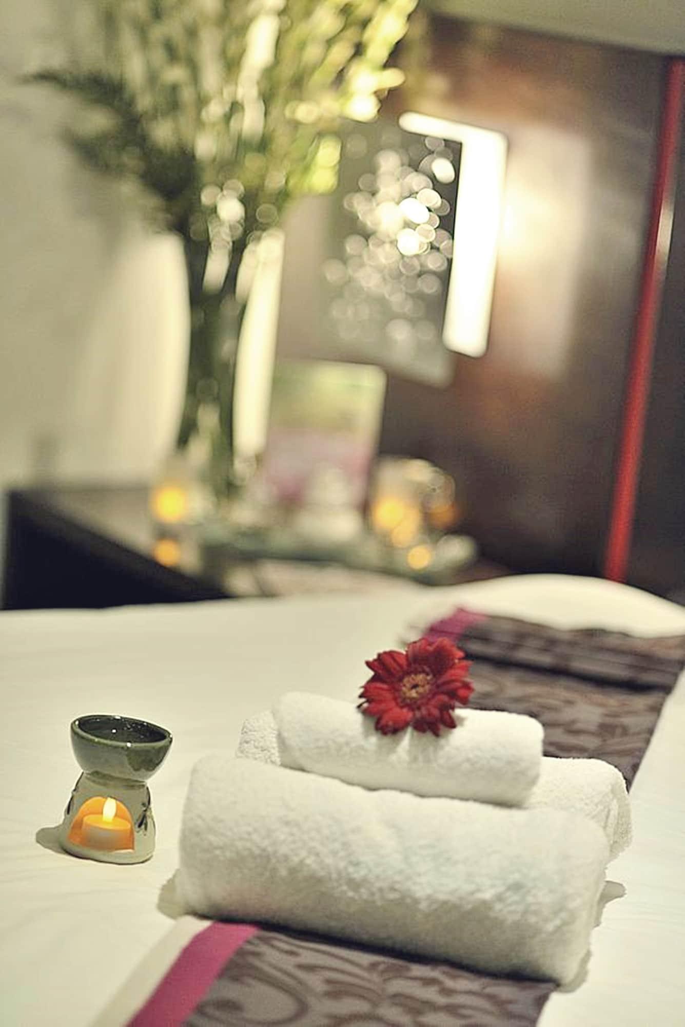 Oak Tree Urban Hotel ג'קרטה מראה חיצוני תמונה