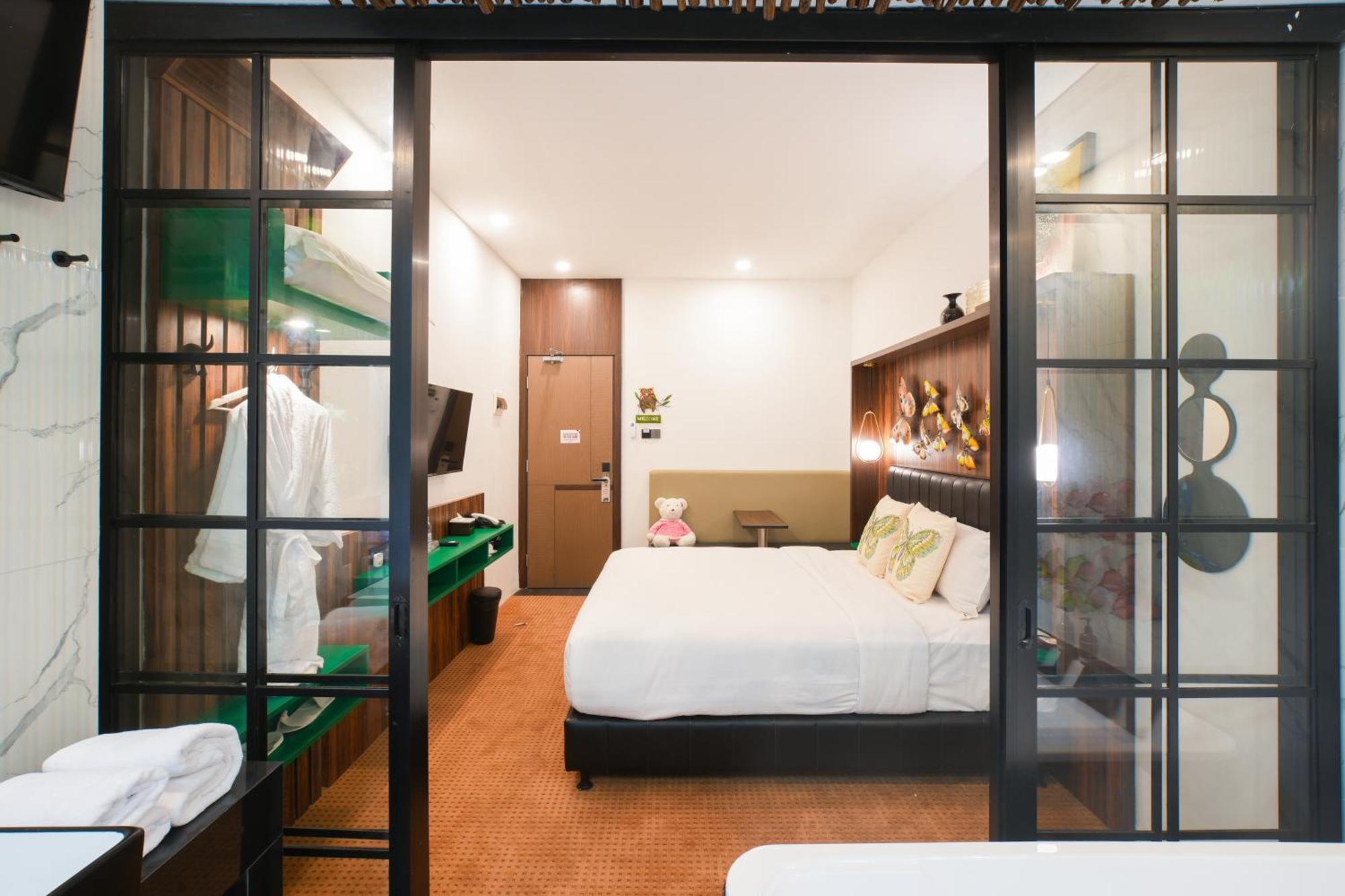 Oak Tree Urban Hotel ג'קרטה מראה חיצוני תמונה