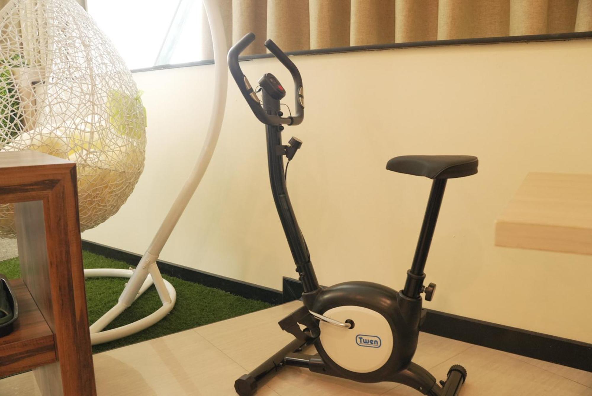 Oak Tree Urban Hotel ג'קרטה מראה חיצוני תמונה