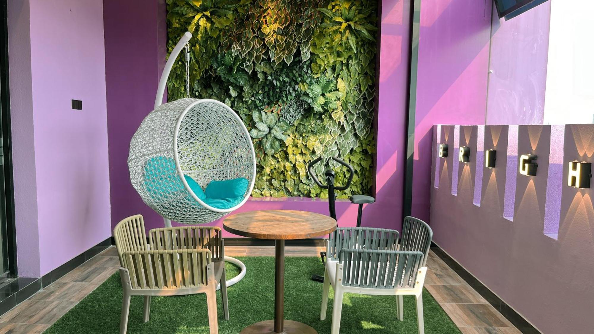 Oak Tree Urban Hotel ג'קרטה מראה חיצוני תמונה